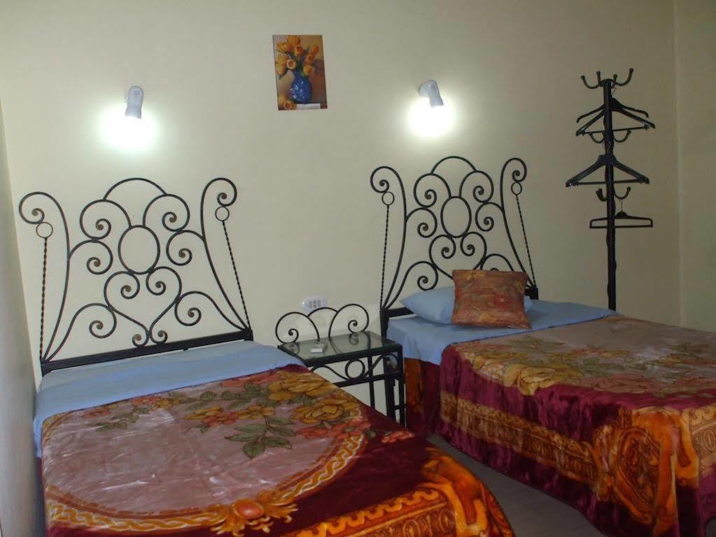 Hostel Luna Cairo Exterior photo